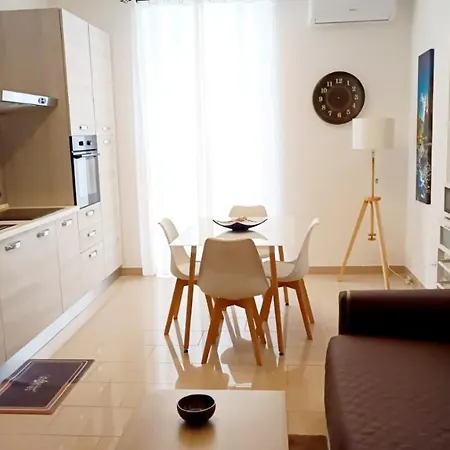 Centrum - Privato Nel Centro Storico Di Pozzuoli